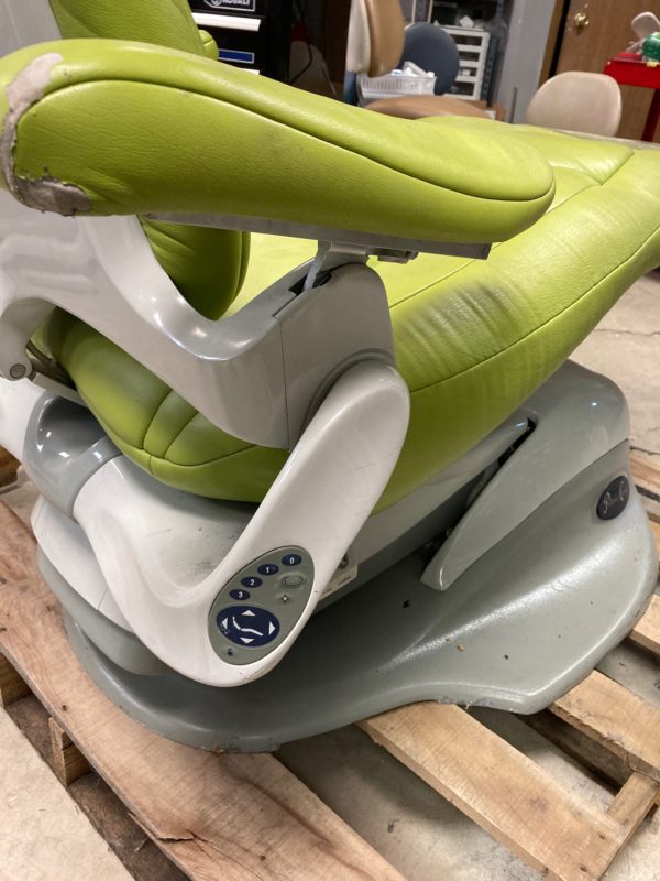 Pelton and Crane SP30 Dental Exam Chair