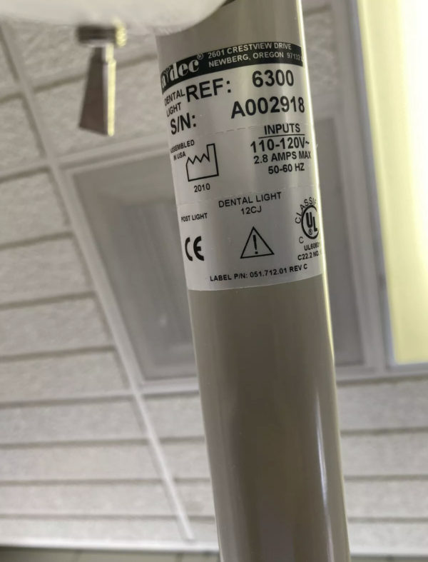 A-dec 6300 Post Mounted Light